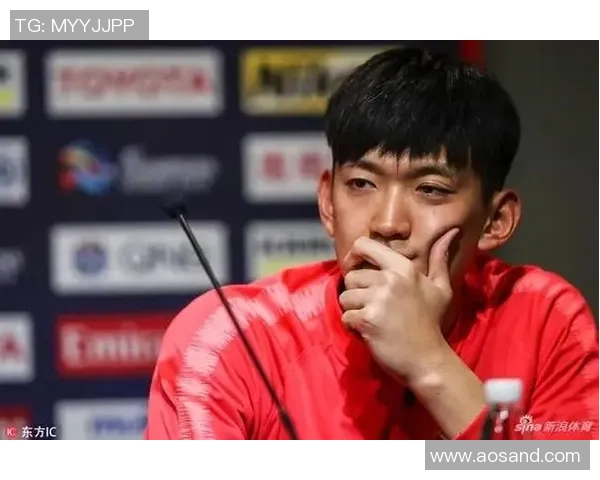 颜骏凌迎来职业生涯新里程碑上海海港门将出战500场赛事纪念夜